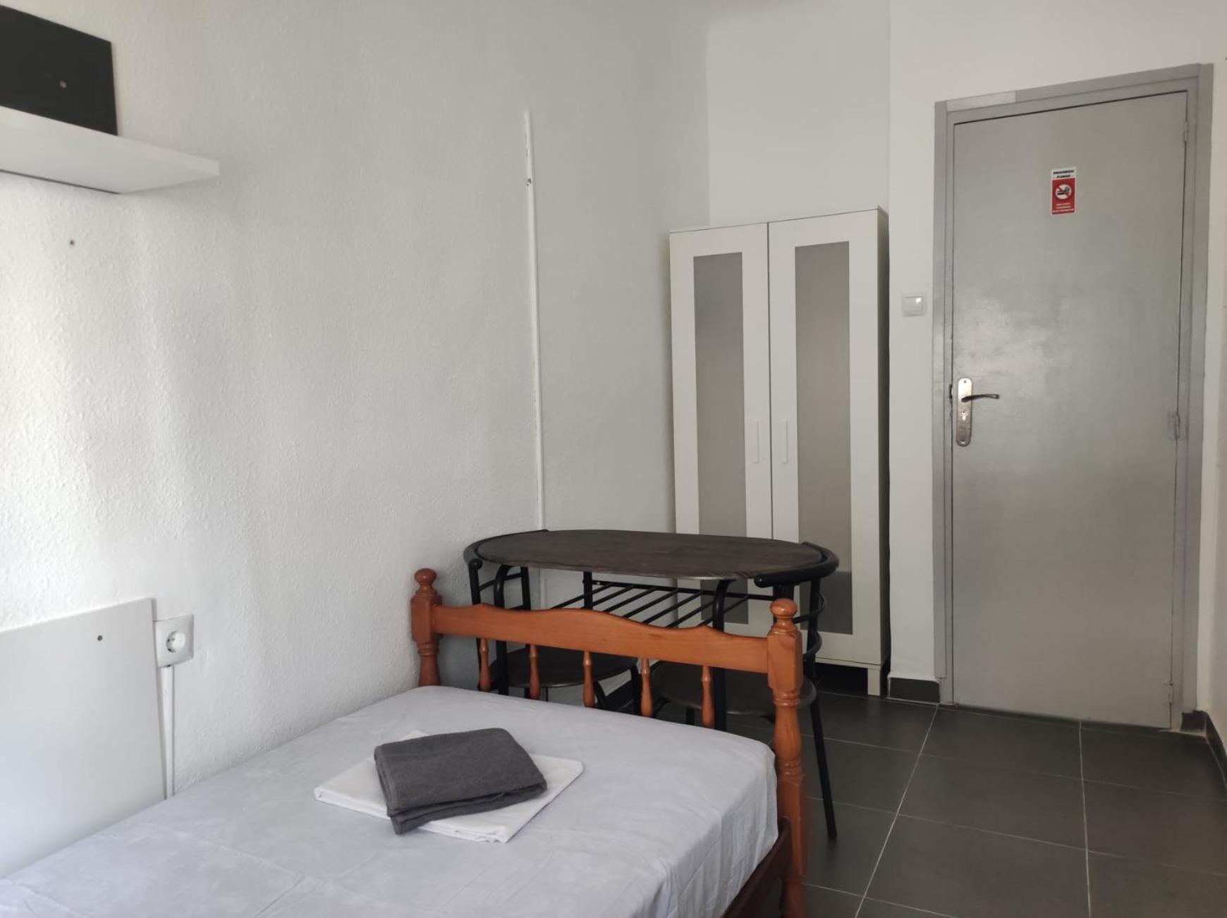 11-Habitacion Del Piso Appartement Alicante Buitenkant foto
